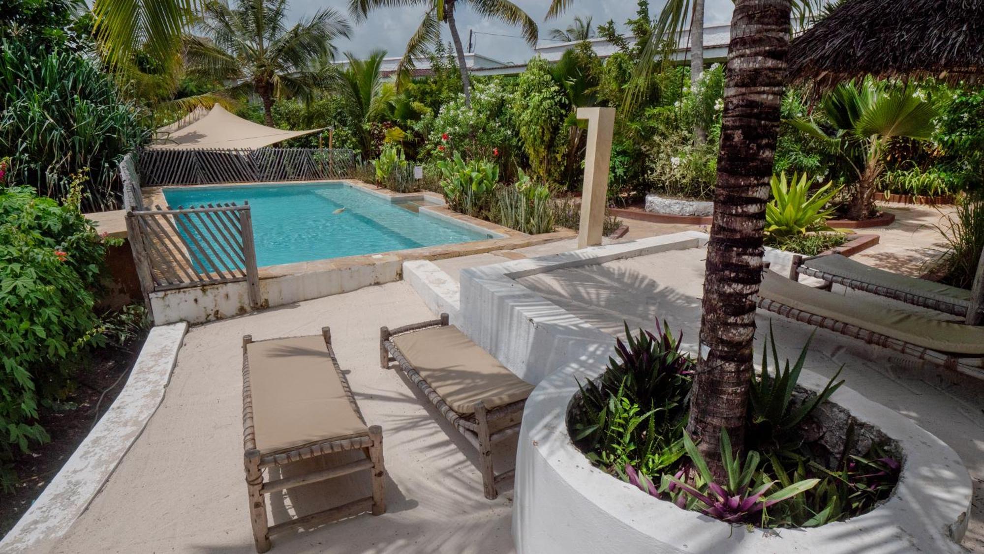 Nyumbani Residence Suites Jambiani  Buitenkant foto